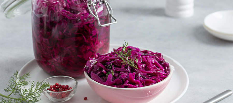 مراحل و طرز تهیه ترشی کلم قرمز