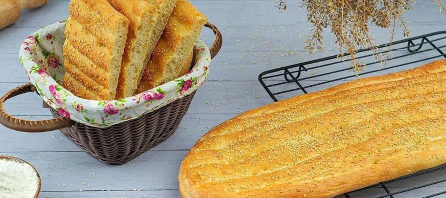 چه ماده ای باعث حجیم شدن نان می شود؟